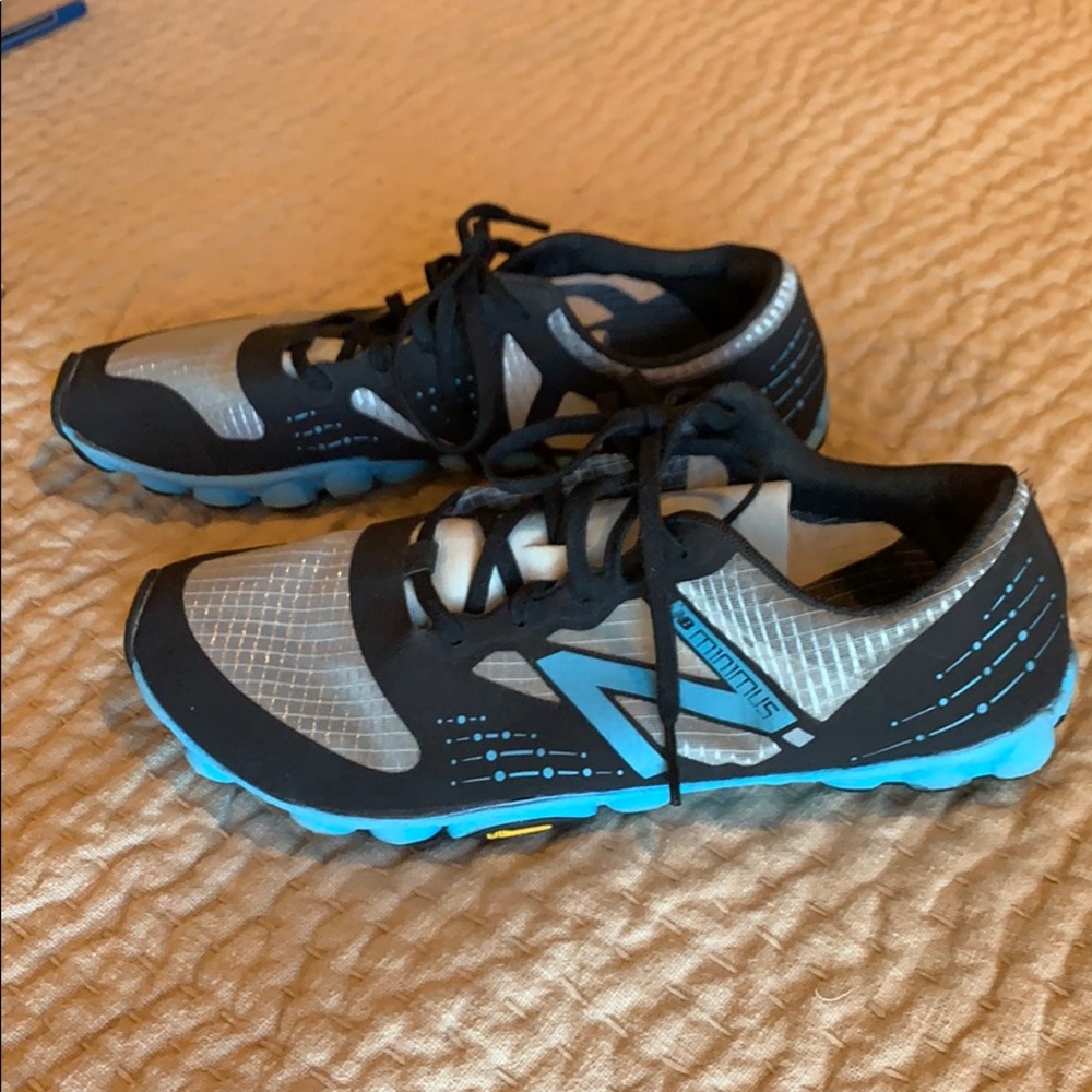 New Balance -Size 9- Minimus Shoe w/ Vibram Sole